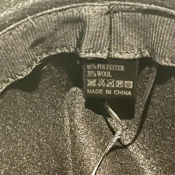 EUC Lanzom Black Hat (OS) - Picture 3 of 3